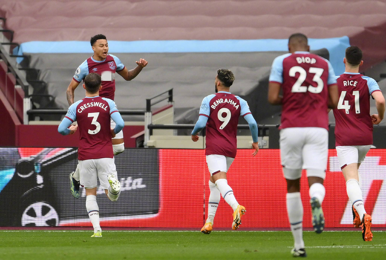 藉詹與羅伊 藉詹與羅伊